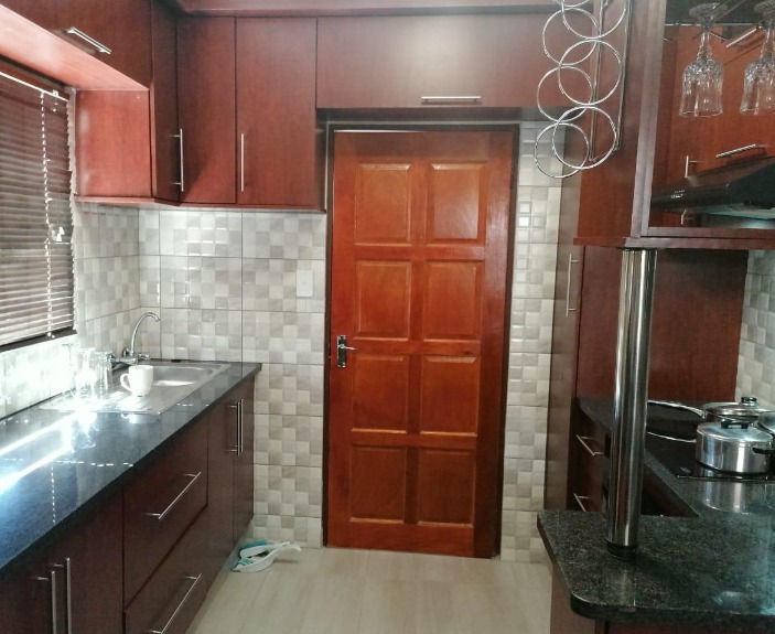 Kitchen 5